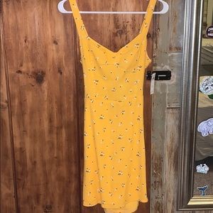 Yellow Floral Pattern Hollister Dress